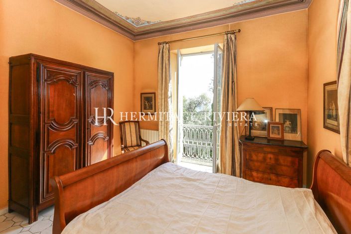 Image No.21-5 Bed House for sale