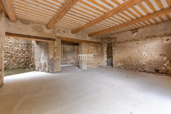 Image No.2-4 Bed House for sale