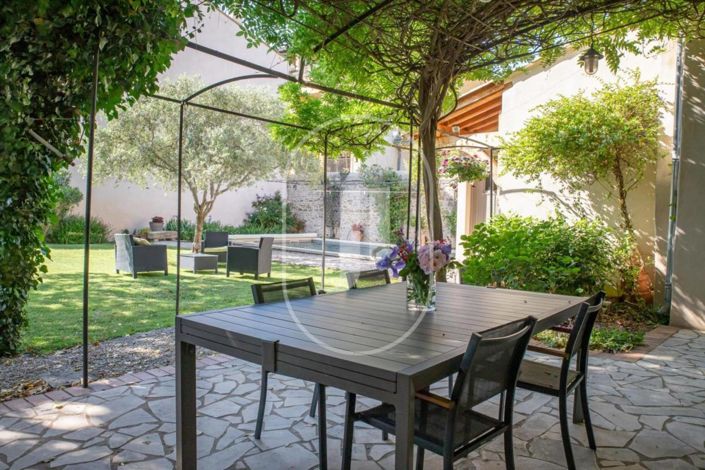 Image No.13-Maison de 7 chambres à vendre à Sainte-Cécile-les-Vignes