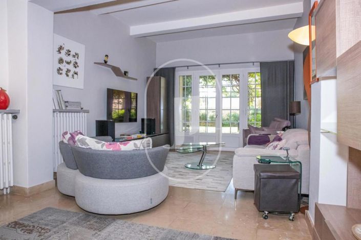 Image No.4-Maison de 7 chambres à vendre à Sainte-Cécile-les-Vignes