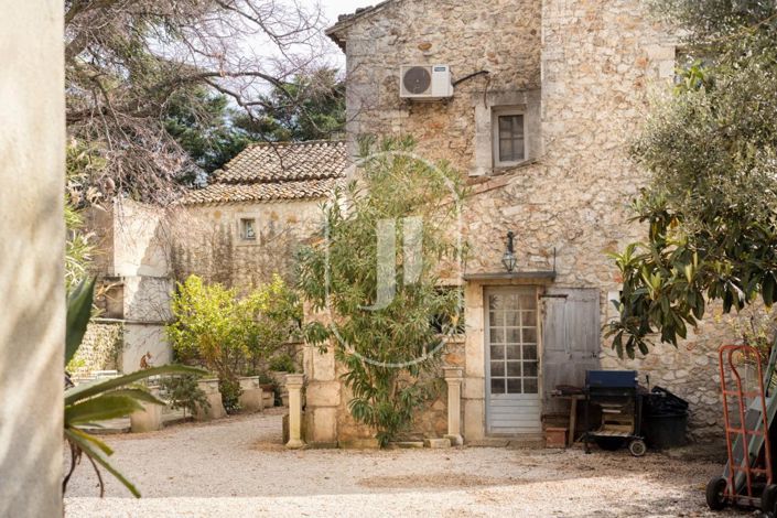 Image No.2-Maison de 9 chambres à vendre à Mouriès