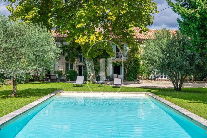 Image No.1-6 Bed House for sale
