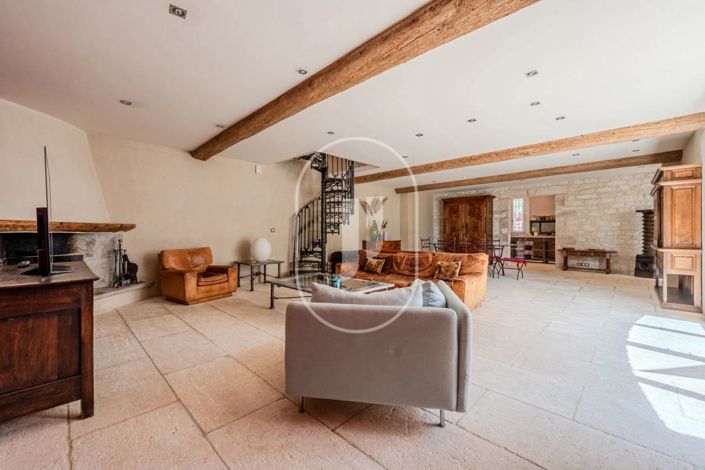 Image No.11-4 Bed House for sale