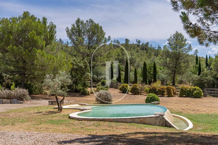 Image No.3-4 Bed House for sale