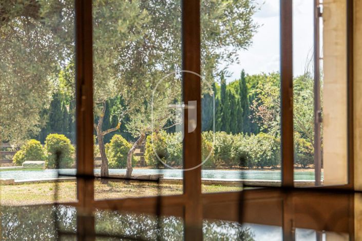 Image No.6-4 Bed House for sale