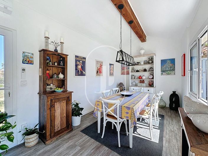 Image No.8-4 Bed House for sale