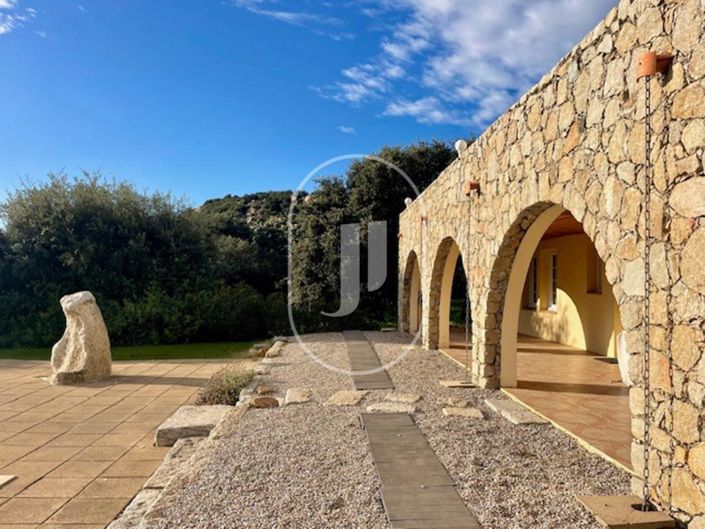 Image No.9-3 Bed House for sale