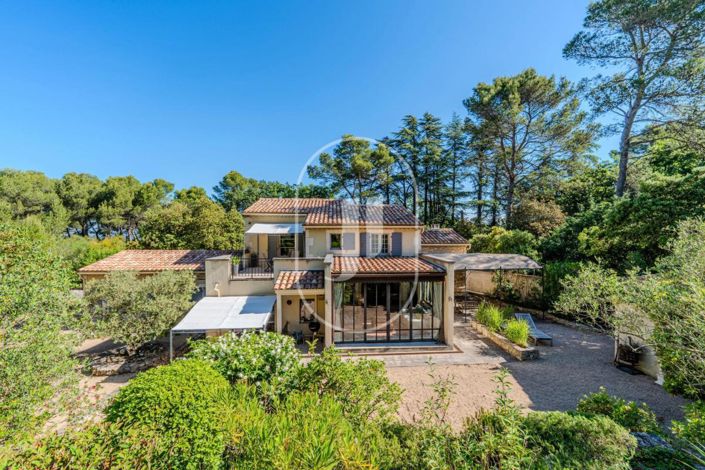 Image No.2-5 Bed House for sale