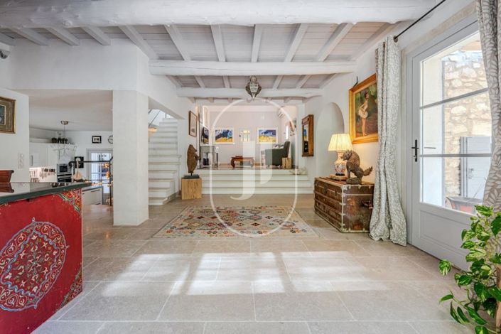 Image No.4-5 Bed House for sale