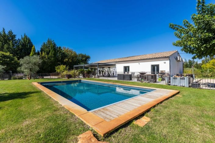 Image No.1-4 Bed House for sale