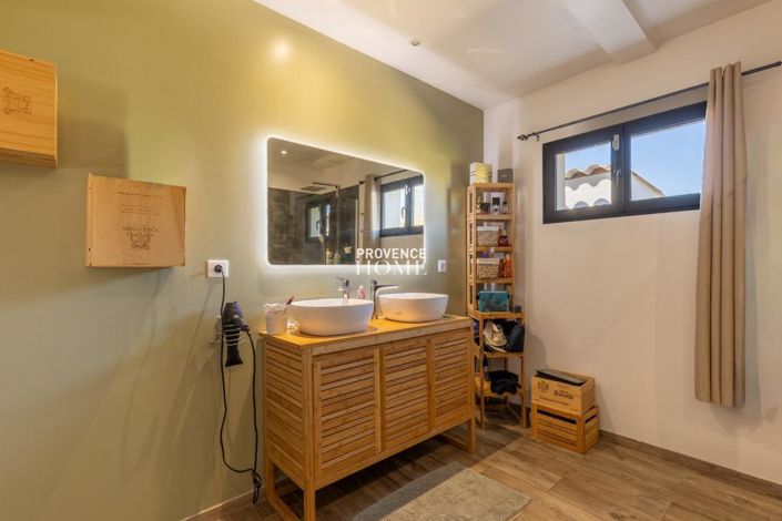 Image No.17-4 Bed House for sale