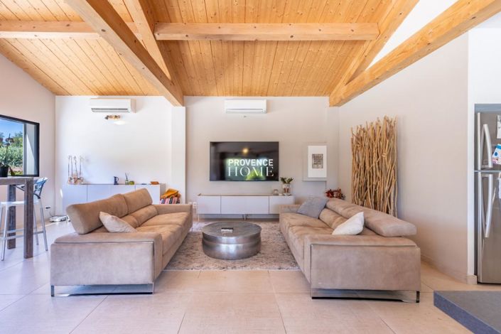 Image No.7-4 Bed House for sale