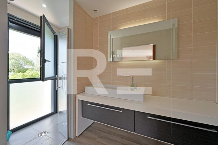 Image No.12-Maison de 4 chambres à vendre à Nîmes