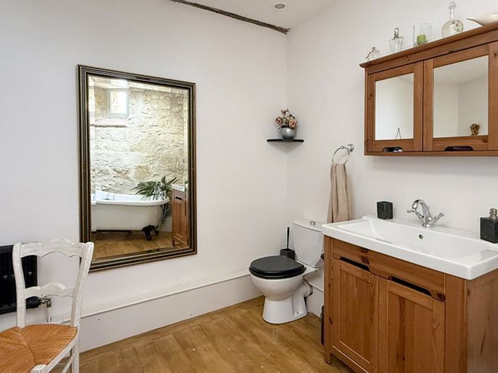 Image No.15-2 Bed House for sale