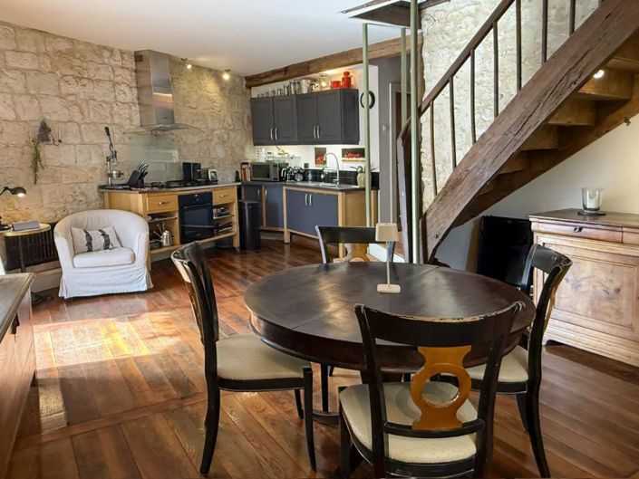 Image No.5-2 Bed House for sale