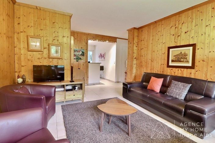 Image No.10-3 Bed Apartment for sale