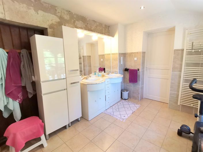 Image No.14-5 Bed House for sale