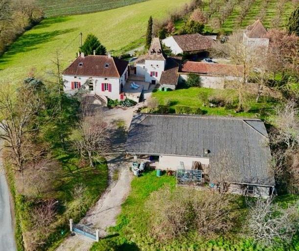 Image No.44-4 Bed House for sale