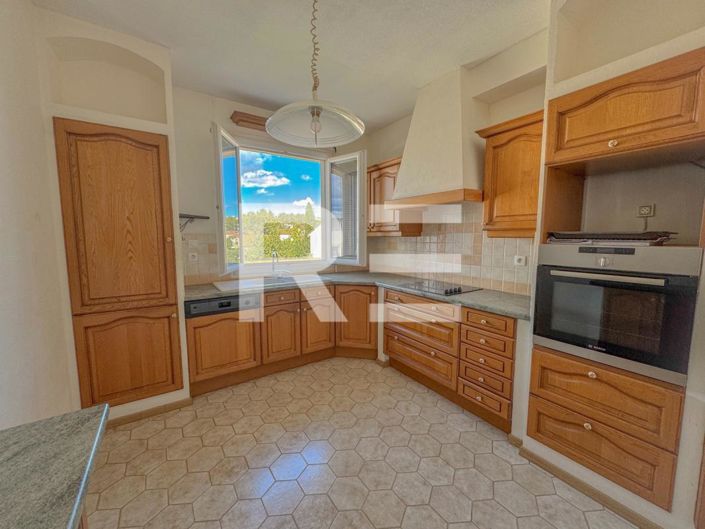 Image No.2-3 Bed Apartment for sale