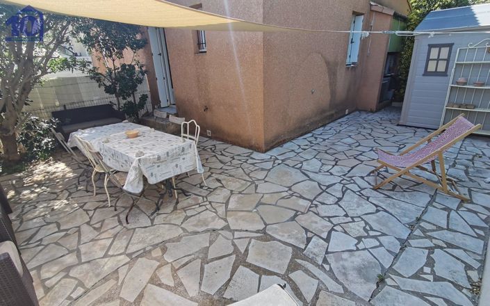 Image No.1-2 Bed House for sale