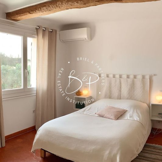 Image No.12-4 Bed House for sale