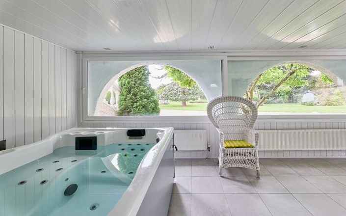 Image No.6-4 Bed House for sale