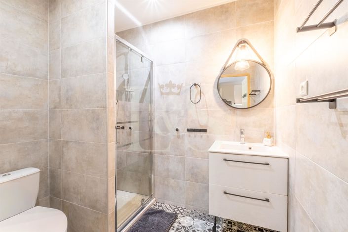 Image No.17-Maison de 8 chambres à vendre à Loriol-du-Comtat