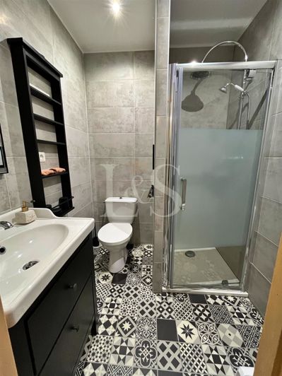 Image No.22-Maison de 8 chambres à vendre à Loriol-du-Comtat