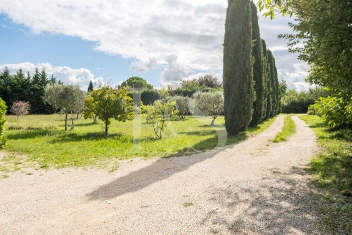 Image No.6-Maison de 8 chambres à vendre à Loriol-du-Comtat