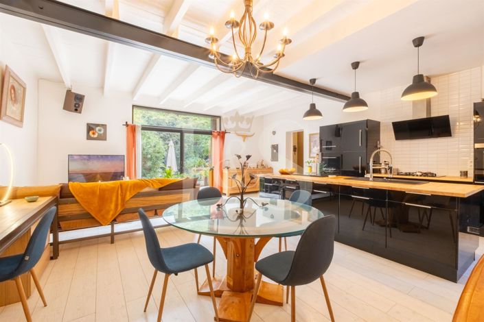 Image No.7-Maison de 8 chambres à vendre à Loriol-du-Comtat