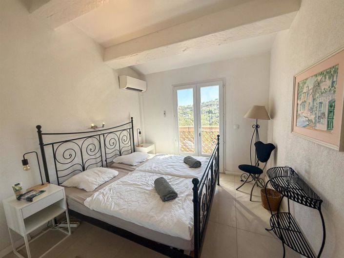 Image No.16-4 Bed House for sale