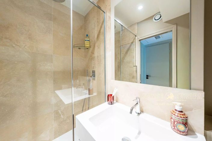 Image No.14-3 Bed Apartment for sale