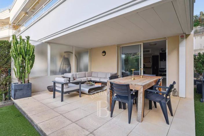 Image No.5-Appartement de 2 chambres à vendre à Cannes