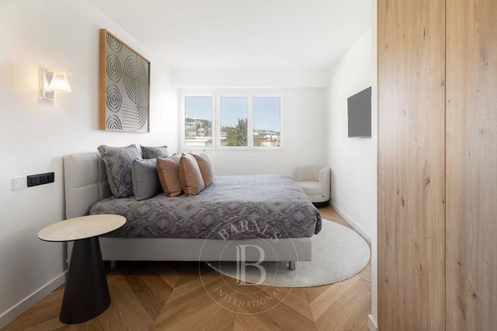 Image No.7-3 Bed Apartment for sale