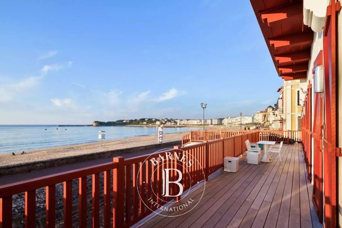 Image No.4-12 Bed House for sale