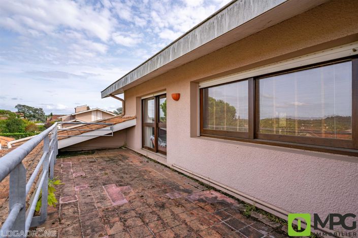 Image No.13-3 Bed Apartment for sale