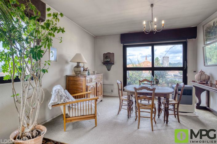 Image No.3-3 Bed Apartment for sale