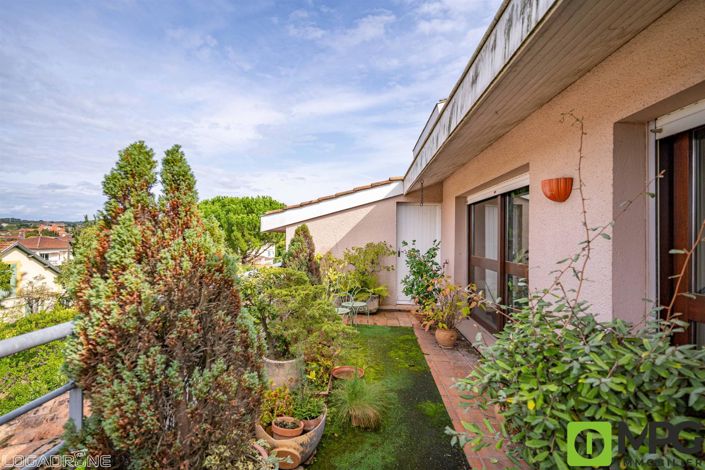 Image No.9-3 Bed Apartment for sale