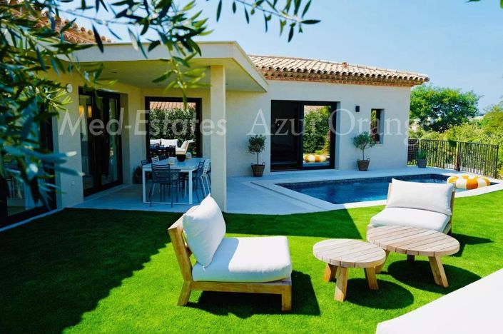 Image No.18-3 Bed House for sale