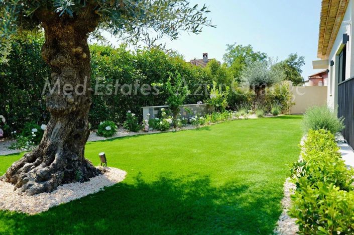 Image No.19-3 Bed House for sale