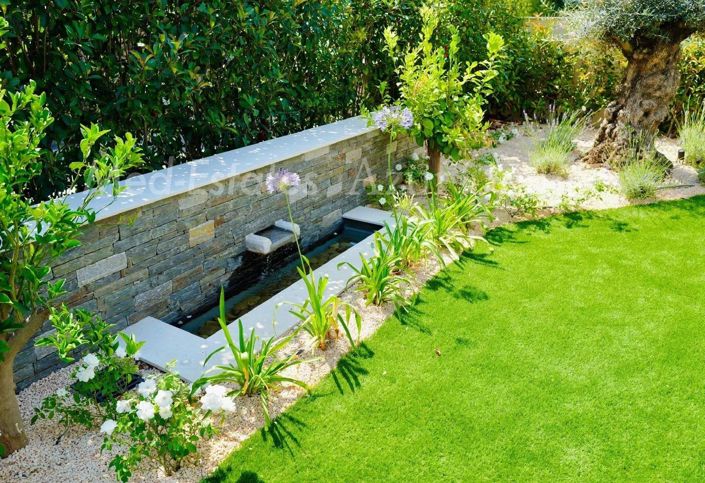 Image No.20-3 Bed House for sale