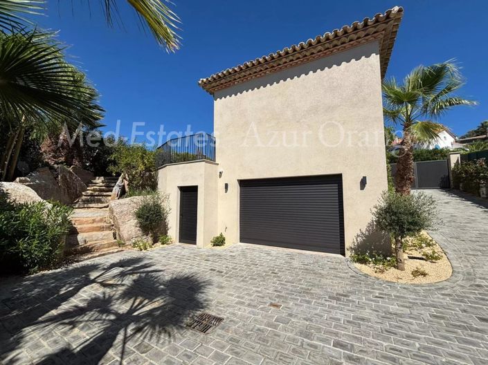 Image No.21-3 Bed House for sale