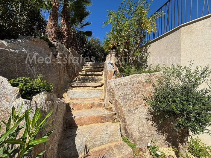 Image No.22-3 Bed House for sale