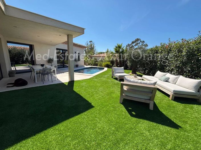 Image No.24-3 Bed House for sale