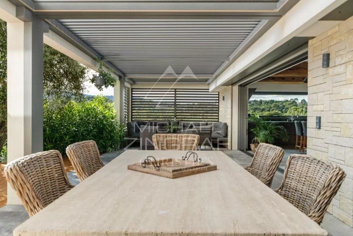 Image No.15-4 Bed House for sale