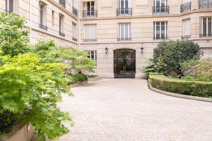 Image No.38-4 Bed Apartment for sale