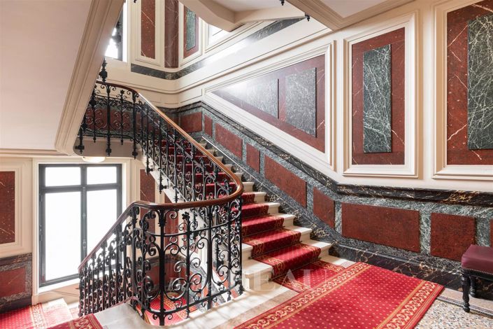 Image No.39-4 Bed Apartment for sale