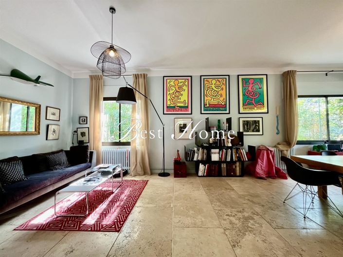 Image No.7-6 Bed House for sale