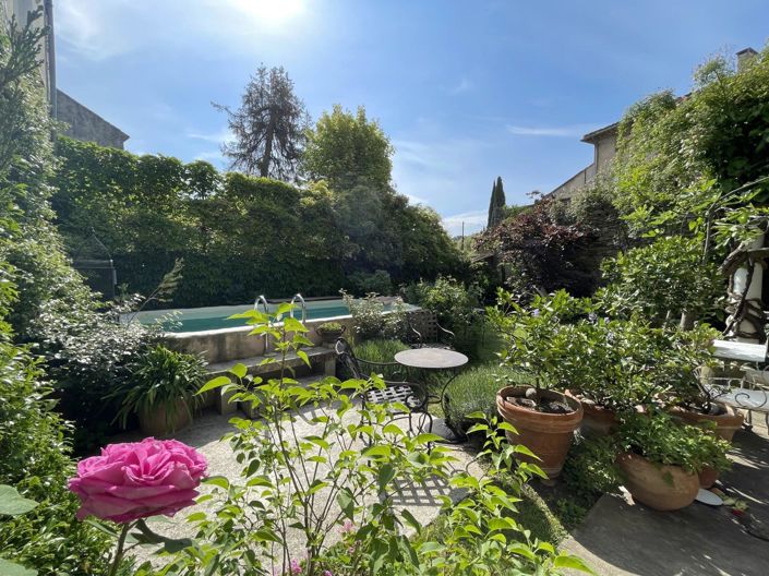 Image No.18-5 Bed House for sale