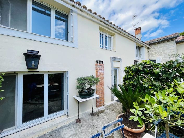 Image No.5-5 Bed House for sale